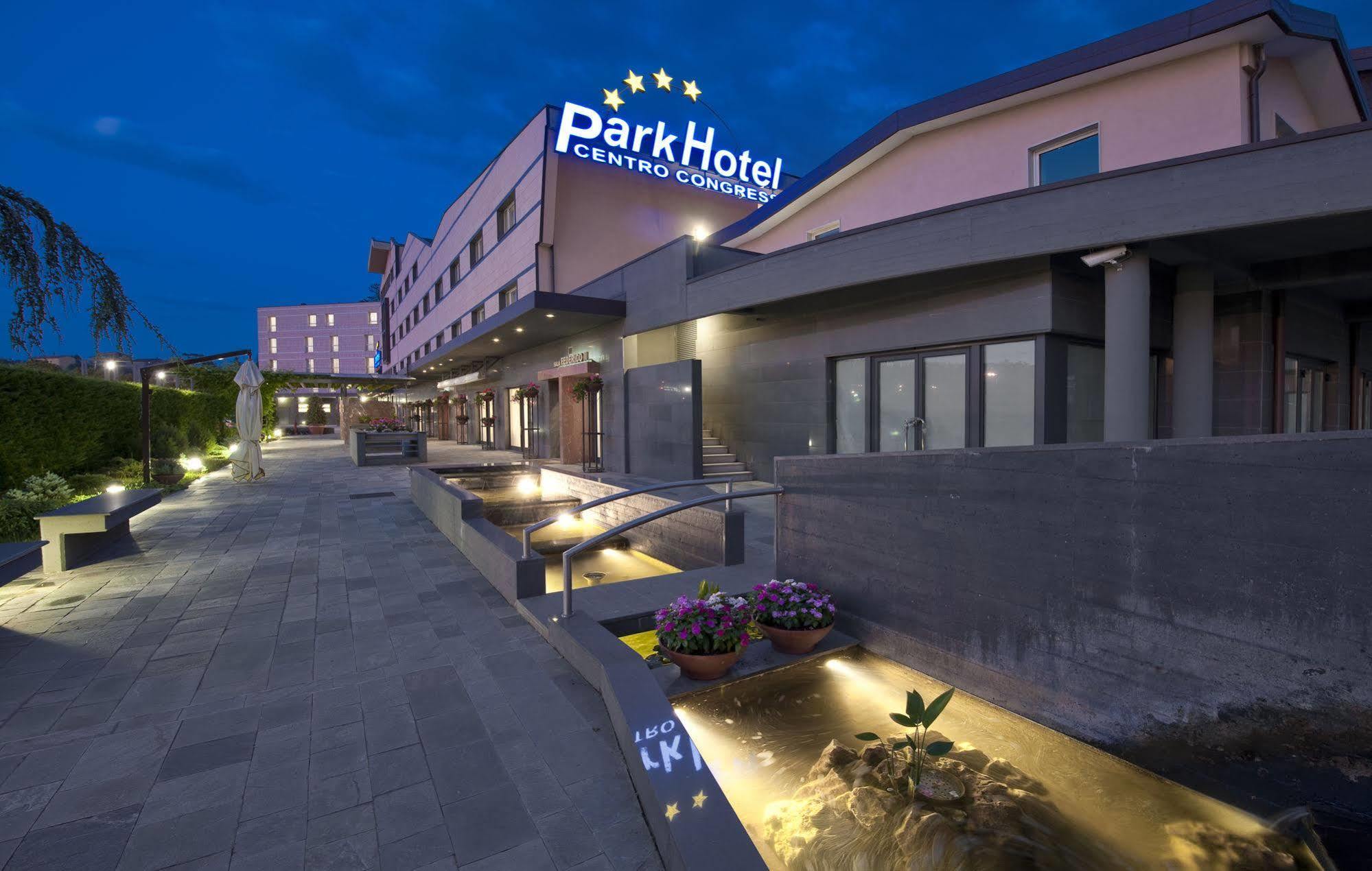 Park Hotel Centro Congressi Potenza Exterior foto